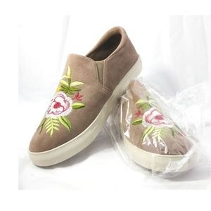 Ladies Forever Size 8 1/2 And 10 Shoes